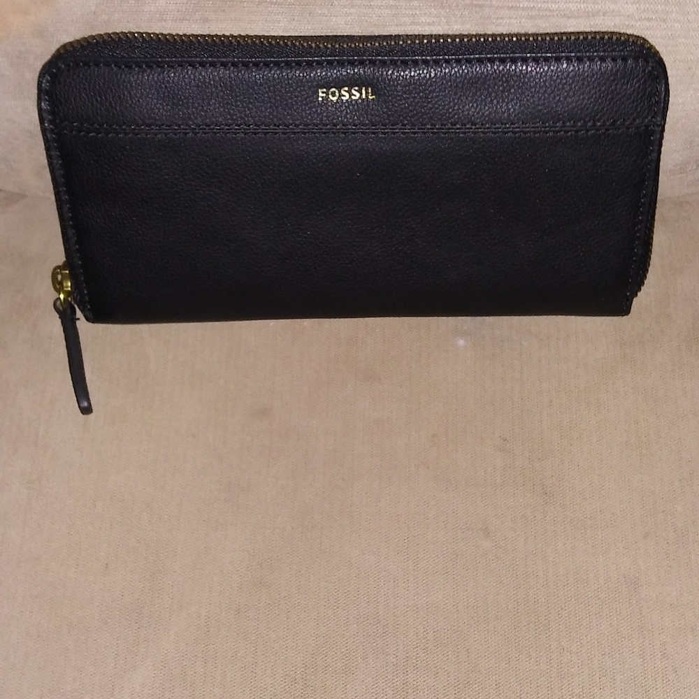 FosSiL WaLLeT
